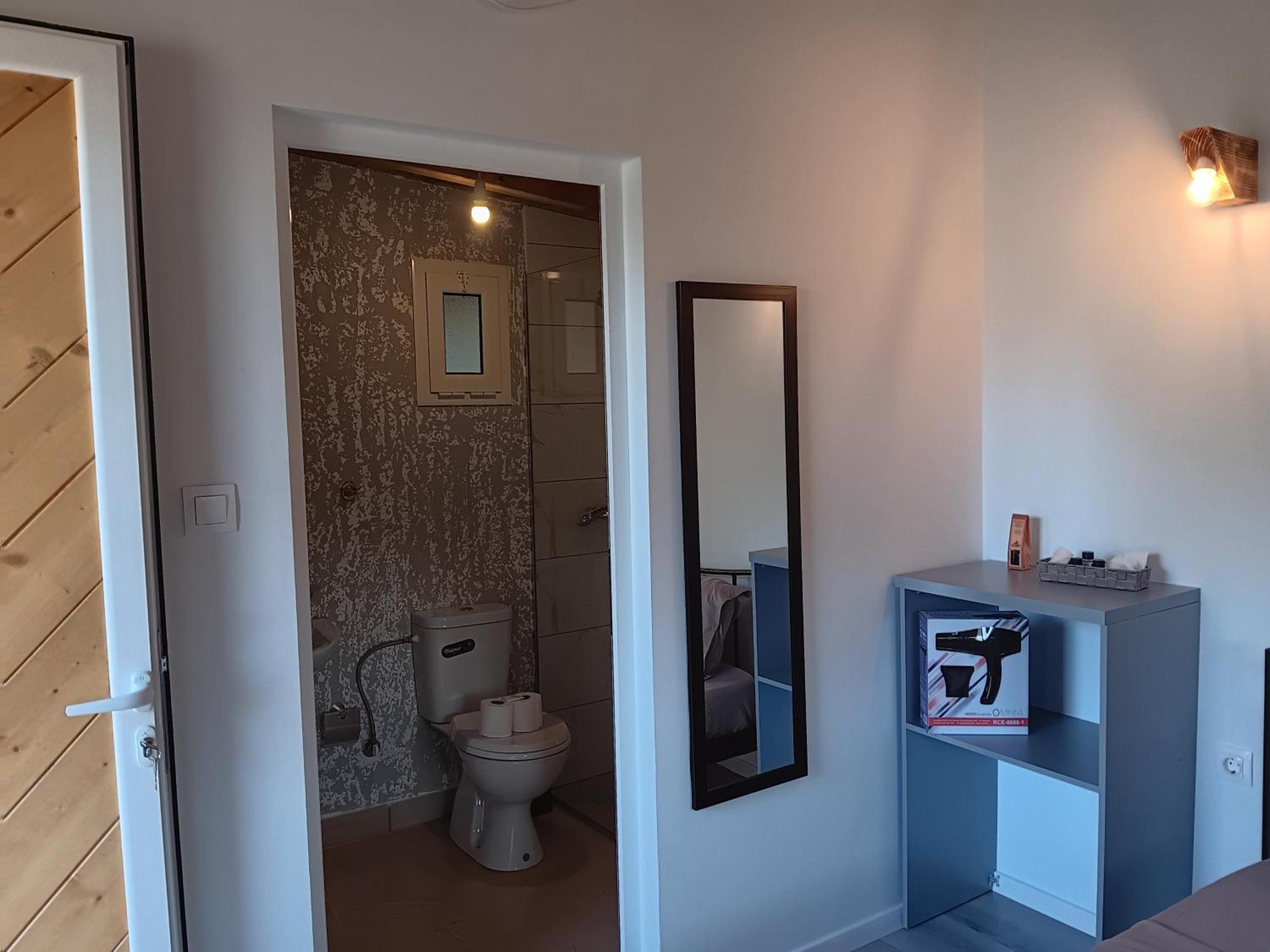 Tolis Rooms Himarë Exterior foto