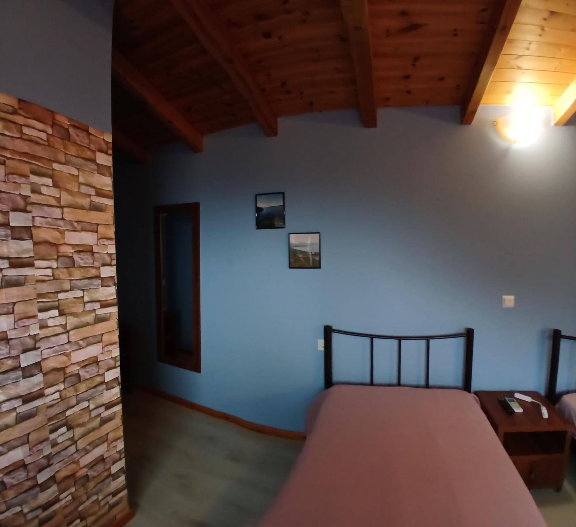 Tolis Rooms Himarë Exterior foto