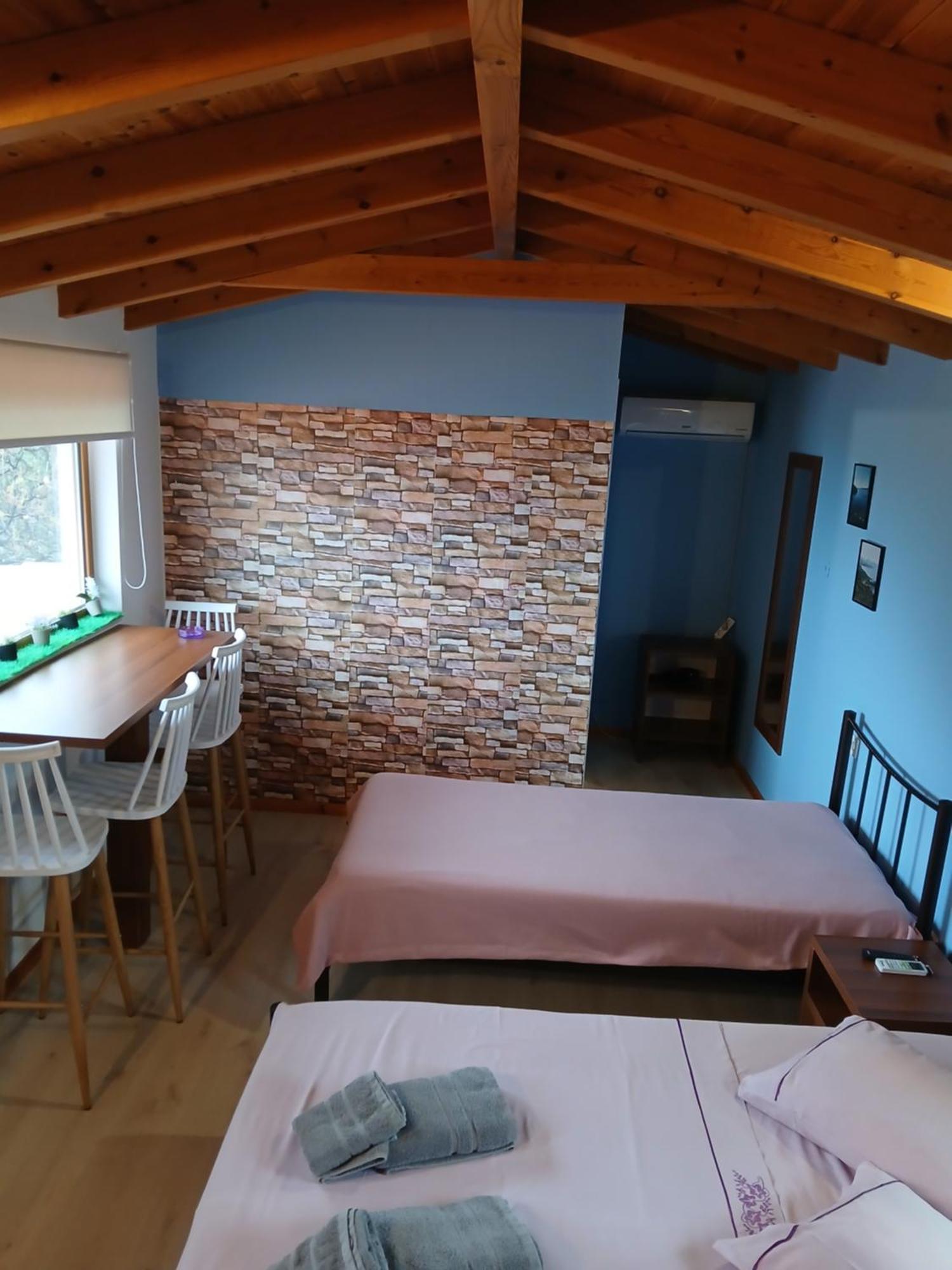 Tolis Rooms Himarë Exterior foto