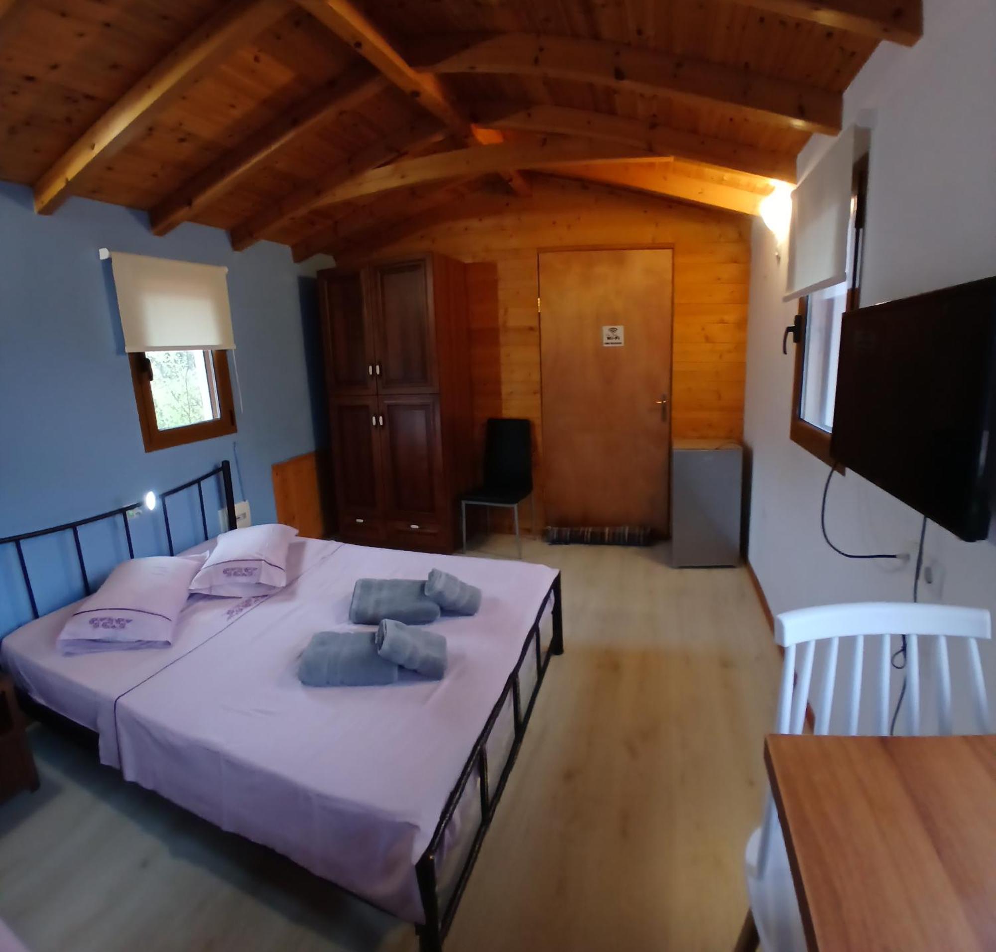 Tolis Rooms Himarë Exterior foto