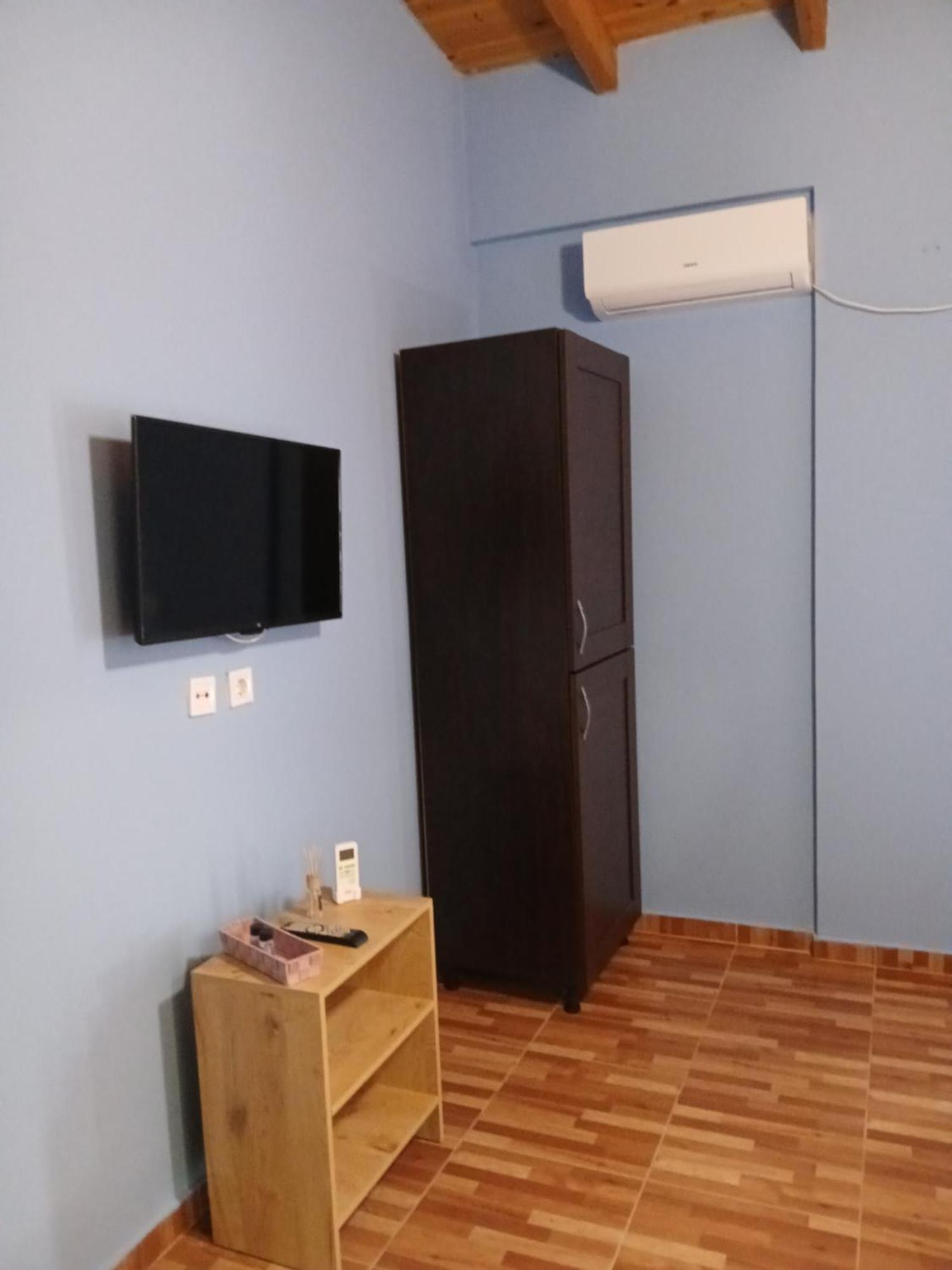 Tolis Rooms Himarë Exterior foto